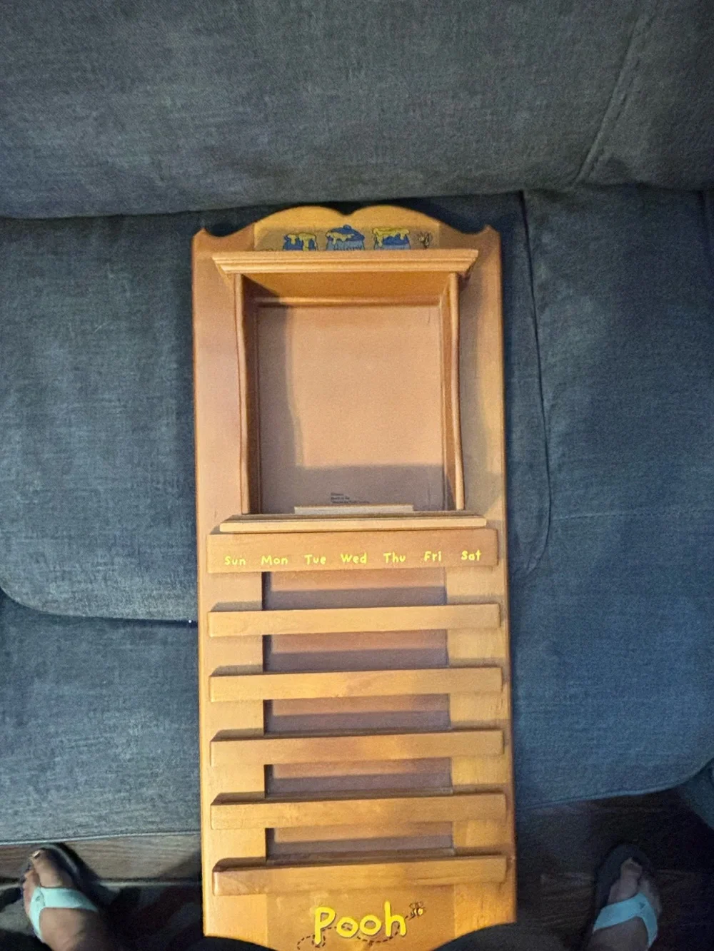 Bradford Exchange Winnie the Pooh Perpetual Wall Calendar w/12plates&all pieces.